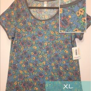 Lularoe Classic T BNWT
